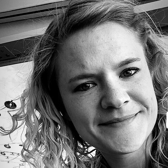 Meet your Posher, Jenny - Picture 1 of 1